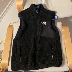 Penfield pile fleece vest